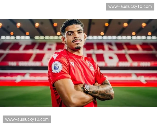 森林客场战术执行力提升 吉布斯怀特入选月最佳候选